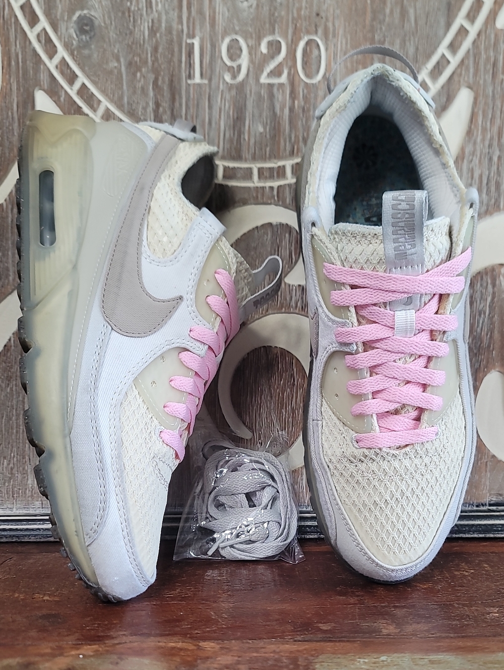 Nike Air Max 90 Terrascape "White Light Iron Ore" Wmns 10.5 (Good Cond)
